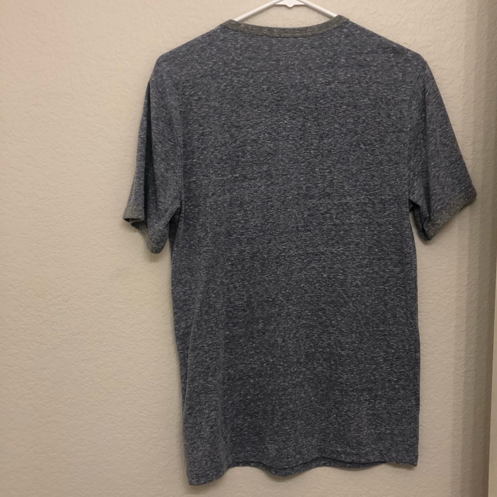 Gap T-shirt - Picture 4 of 4
